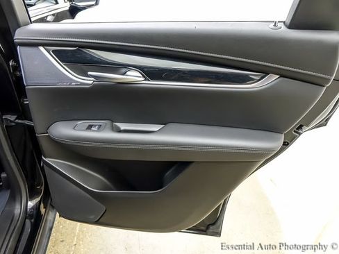 Certified 2025 Cadillac XT5 Premium Luxury AWD/4WD image 24