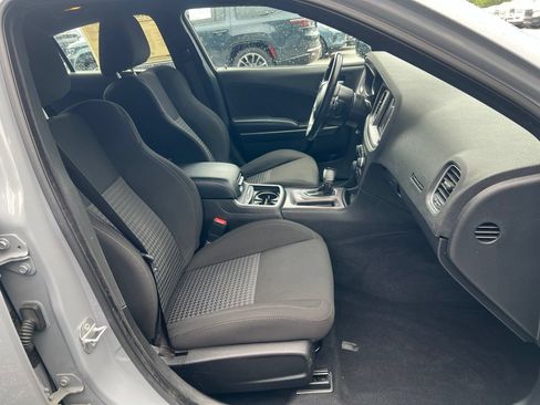 Used 2022 Dodge Charger R/T RWD image 19