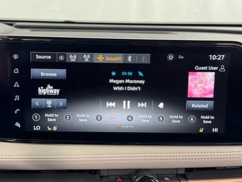 Used 2023 Nissan Ariya FWD image 24