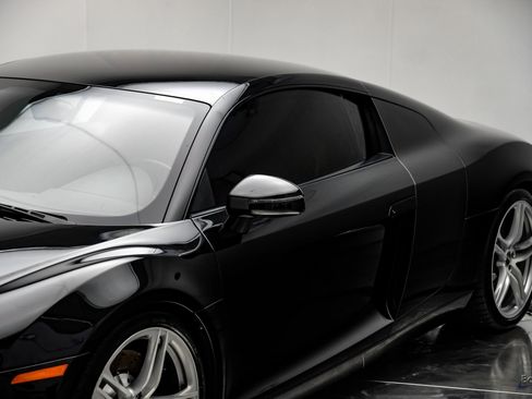 Used 2008 Audi R8 V8 image 24