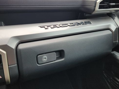 Used 2024 Toyota Tacoma TRD Off-Road AWD/4WD image 23