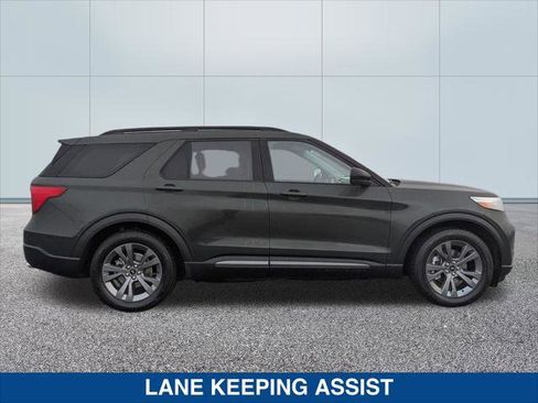 Certified 2022 Ford Explorer XLT w/ Equipment Group 202A image 6