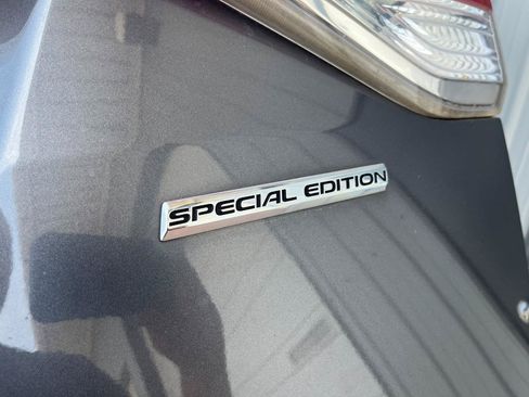 Used 2017 Honda Odyssey SE image 24