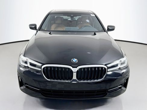 Used 2023 BMW 530i w/ Convenience Package RWD image 2