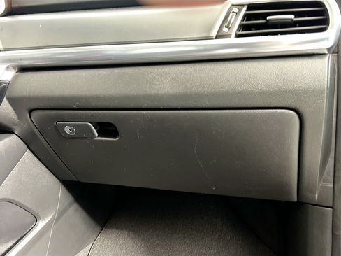 Used 2022 Kia Telluride S AWD/4WD image 34