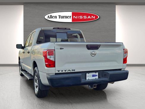 Used 2019 Nissan Titan S w/ S Utility Package image 6