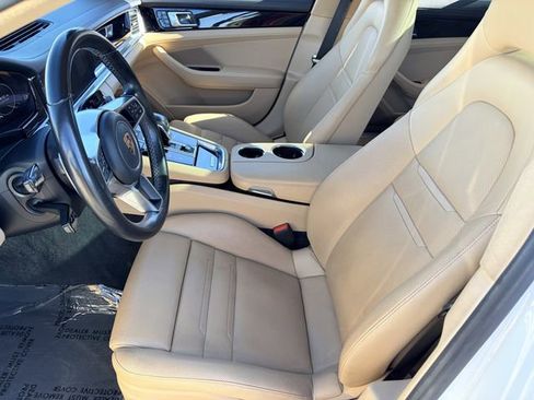 Used 2018 Porsche Panamera RWD image 7