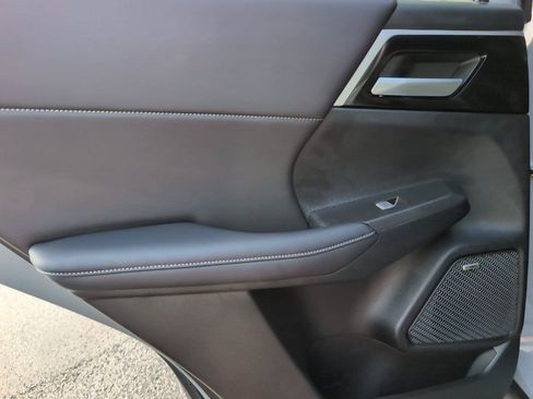 Used 2026 Mitsubishi Outlander SE AWD/4WD image 35
