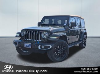 Used 2022 Jeep Wrangler Unlimited Sahara AWD/4WD video 1