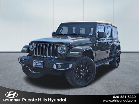 Used 2022 Jeep Wrangler Unlimited Sahara AWD/4WD image 1