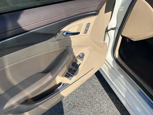 Used 2013 Cadillac CTS Luxury RWD image 6