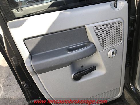 Used 2007 Dodge Ram 1500 Truck SLT AWD/4WD image 14