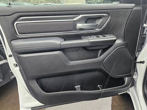New 2026 RAM 1500 4x4 Crew Cab image 11