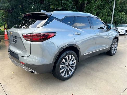 Used 2024 Chevrolet Blazer Premier w/ Driver Confidence II Package image 7