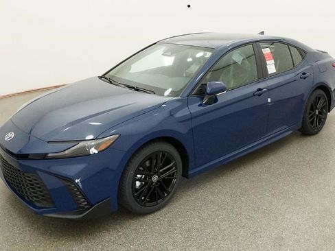 New 2026 Toyota Camry SE w/ Convenience Package image 1