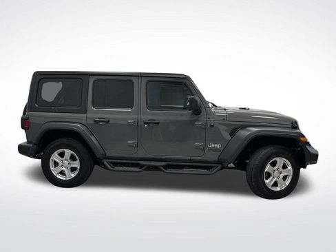 Used 2020 Jeep Wrangler Unlimited Sport S image 2