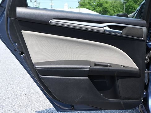Used 2018 Ford Fusion S FWD image 20