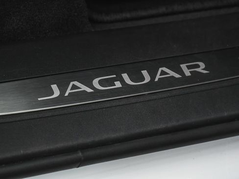 Used 2023 Jaguar F-PACE S AWD/4WD image 18