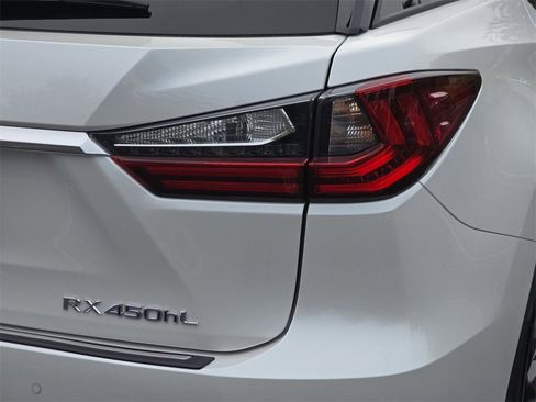 Used 2022 Lexus RX 450hL Luxury image 36