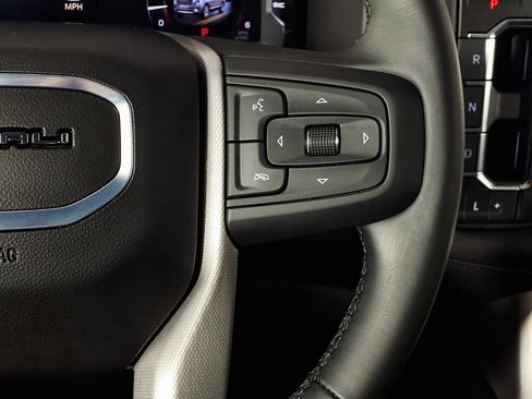 Used 2024 GMC Yukon Denali RWD image 20