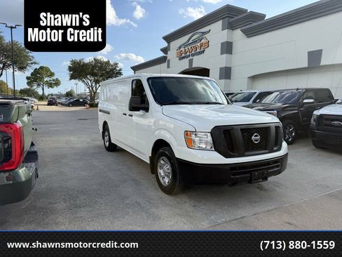 Used 2018 Nissan NV 1500 SV RWD image 1