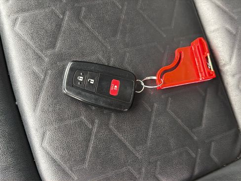 Used 2024 Toyota RAV4 Adventure image 20