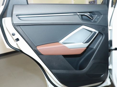 Used 2023 Audi Q3 2.0T Premium image 21