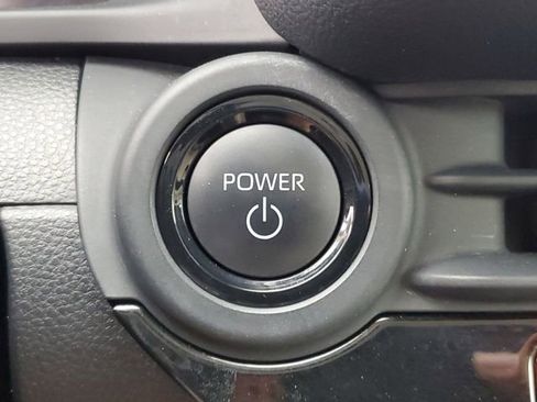 Used 2023 Toyota Crown Limited w/ Advanced Technology Package image 31