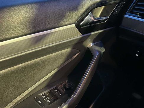 Used 2019 Volkswagen Jetta R-Line w/ R-Line Cold Weather Package image 30