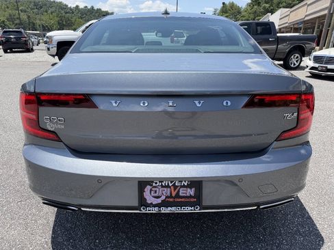Used 2018 Volvo S90 T6 Inscription w/ Convenience Package AWD/4WD image 7