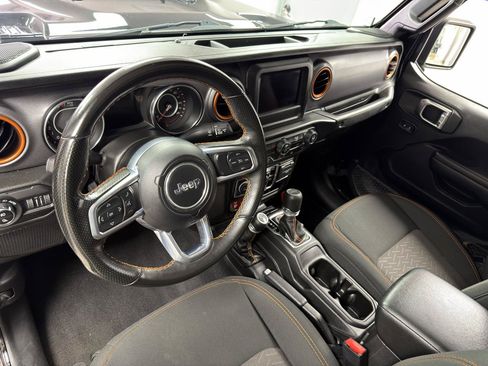 Used 2021 Jeep Gladiator Mojave AWD/4WD image 27