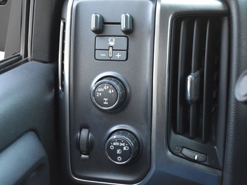 Used 2015 Chevrolet Silverado 1500 LT w/ All Star Edition AWD/4WD image 29