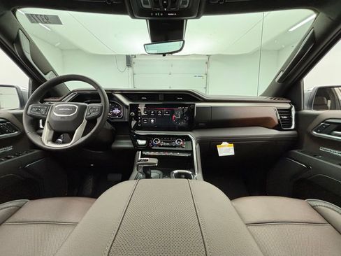 New 2026 GMC Sierra 1500 Denali w/ Denali Reserve Package image 2