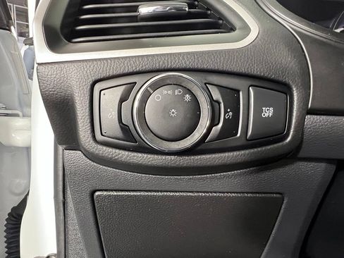 Used 2024 Ford Edge SEL AWD/4WD image 30