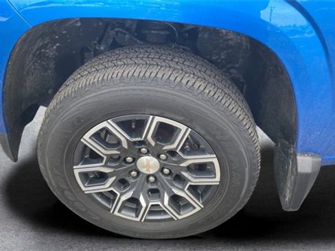 Used 2023 Chevrolet Colorado LT w/ LT Convenience Package III image 20