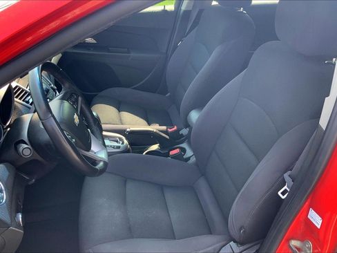 Used 2014 Chevrolet Cruze LT FWD image 22