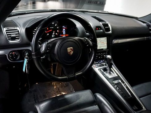 Used 2014 Porsche Cayman image 10