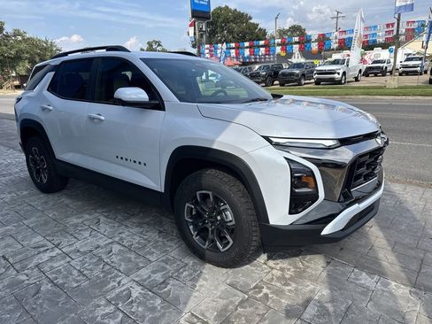 New 2026 Chevrolet Equinox ACTIV w/ Convenience Package III image 3