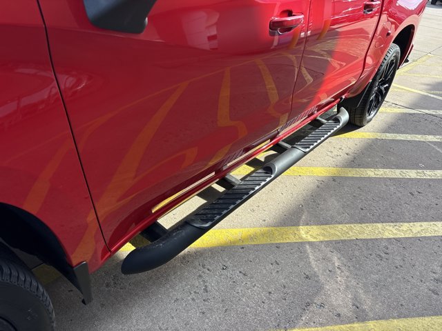 Used 2021 Chevrolet Silverado 1500 RST w/ Rally Edition AWD/4WD image 13
