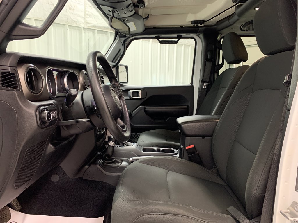 Used 2021 Jeep Gladiator Sport w/ Trailer Tow Package AWD/4WD image 16
