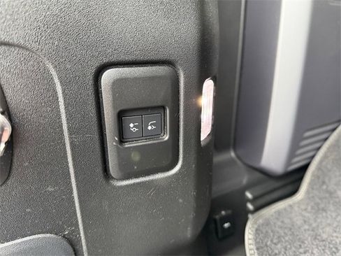 Used 2020 Land Rover Defender 110 HSE image 20