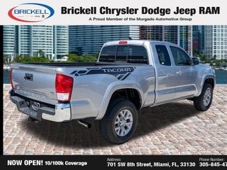Used 2017 Toyota Tacoma SR5 RWD video 5
