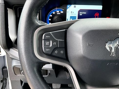 Used 2023 Ford Bronco Black Diamond AWD/4WD image 24