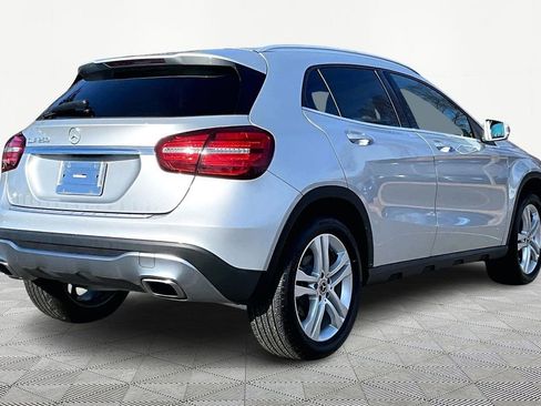 Used 2019 Mercedes-Benz GLA 250 w/ Convenience Package image 5