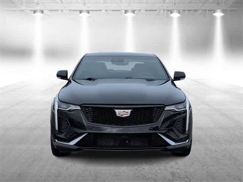 Used 2023 Cadillac CT4 Sport image 3