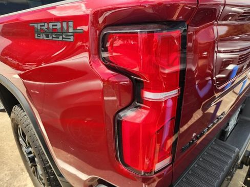 Used 2026 Chevrolet Silverado 2500 LTZ w/ LTZ Plus Package AWD/4WD image 6