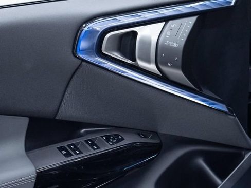 New 2026 BMW X3 M50 w/ Premium Package AWD/4WD image 16