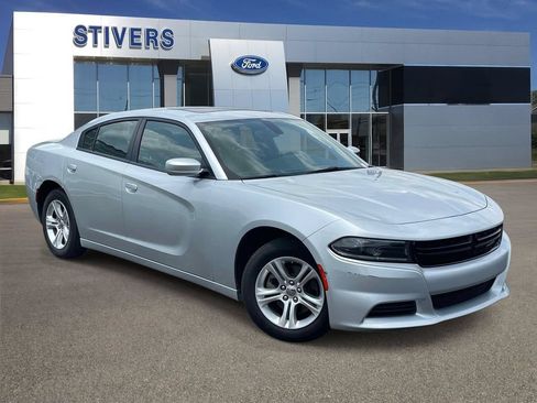 Used 2022 Dodge Charger SXT w/ Leather Interior Group RWD image 1