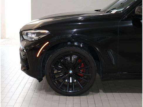Used 2021 BMW X5 xDrive40i w/ M Sport Package AWD/4WD image 4