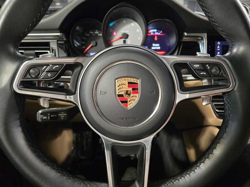 Used 2020 Porsche Macan S image 11